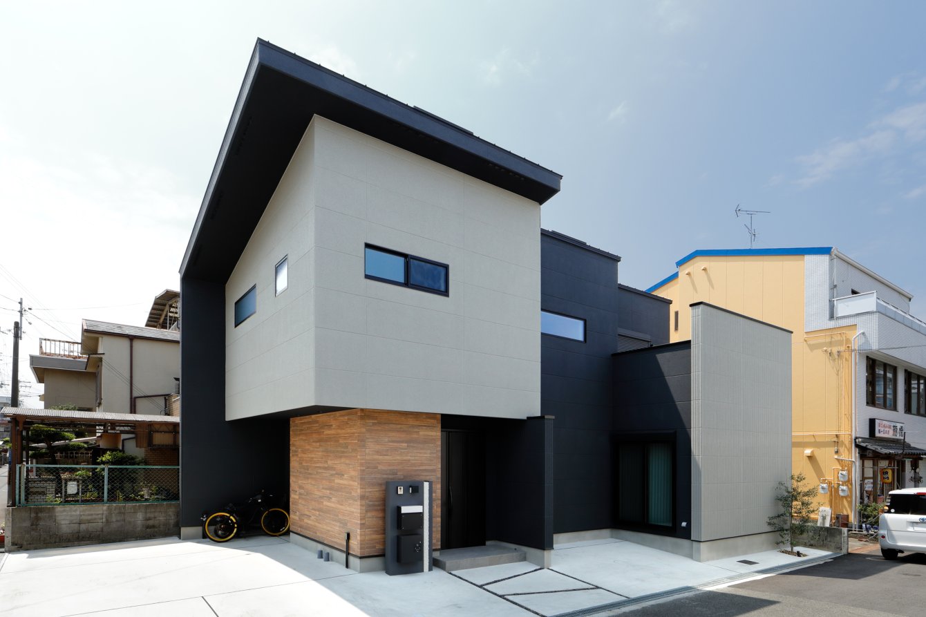 COOL / 「カッコいい」が似合う家｜大阪府大阪市の注文住宅