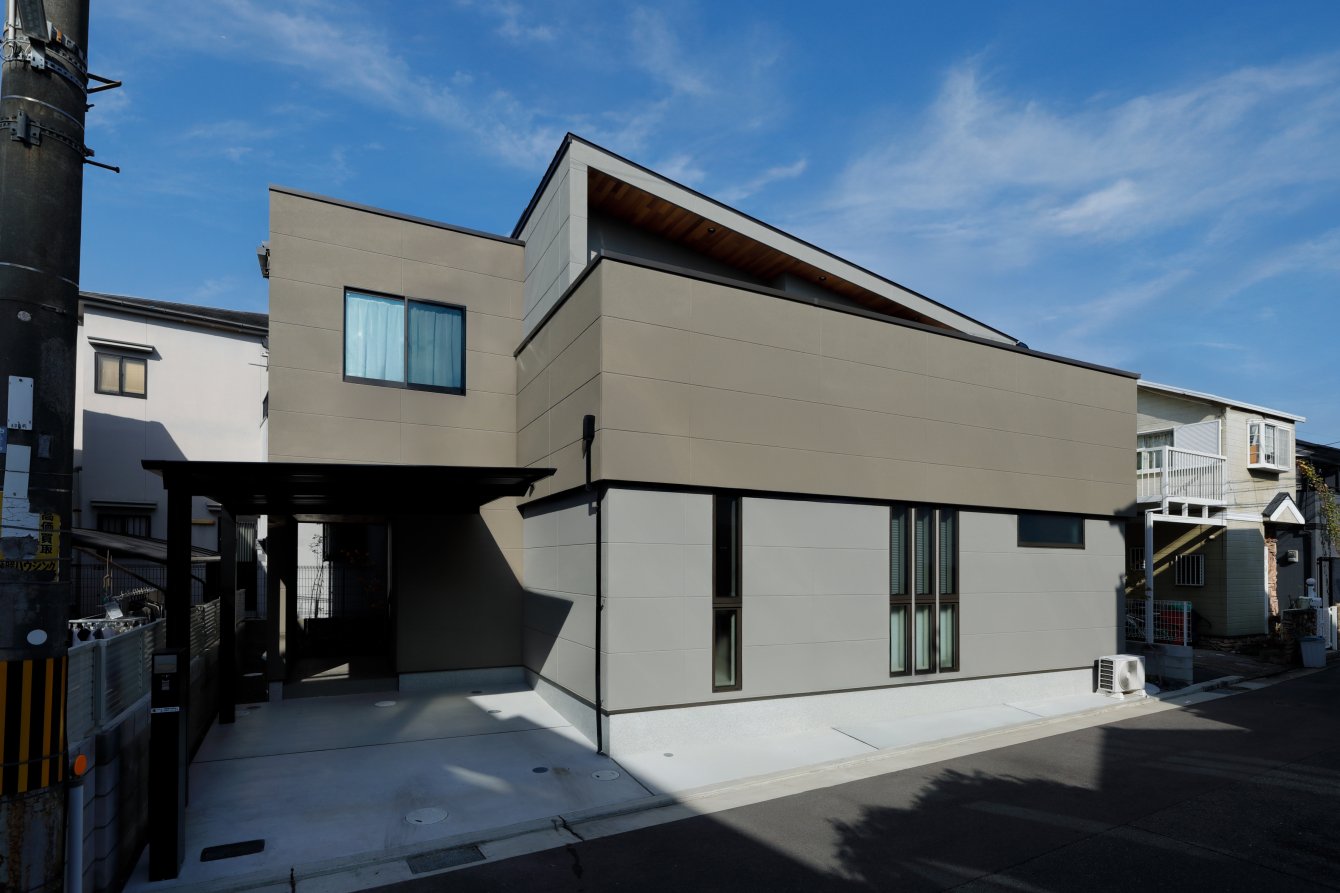 SAVOR/陽だまりの中で、時を愉しむ家